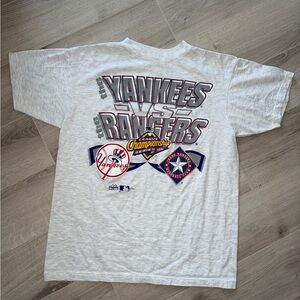 Vintage 1996 MLB Yankees vs Rangers ALCS T-Shirt Men’s M Off the Bench Majestic